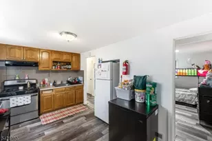 129 Oxford St, Paterson, NJ 07522 - Photo 22