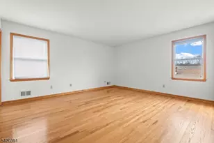 1313 Dukes Pkwy E, Manville, NJ 08835 - Photo 18