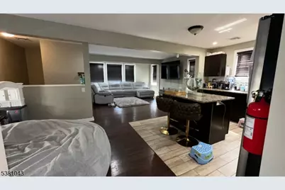 93 Howard St, Irvington, NJ 07111 - Photo 2