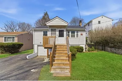 537 Rogers Dr, Roxbury Township, NJ 07850 - Photo 1