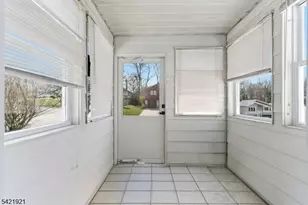 537 Rogers Dr, Roxbury Township, NJ 07850 - Photo 26