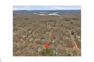 7225 Winnebago Dr, Pennsylvania, NJ 18347 - Photo 2