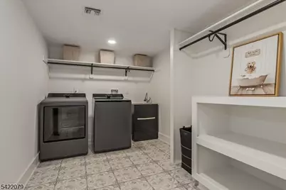 55 Forest Ave, Caldwell, NJ 07006 - Photo 38