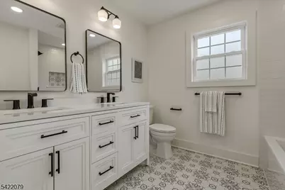 55 Forest Ave, Caldwell, NJ 07006 - Photo 28