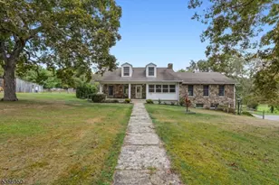 87 Glen Rd, Wantage, NJ 07461 - Photo 2