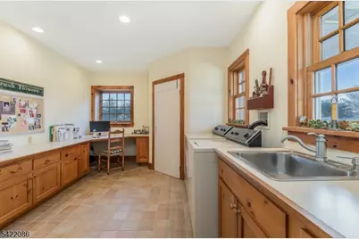 348 Rosemont Ringoes Rd, Delaware Township, NJ 08559 - Photo 20