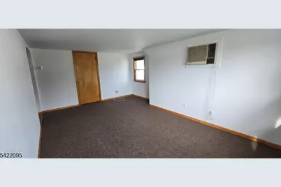 95 Norwood St, Haledon, NJ 07508 - Photo 8