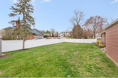 719 Brooklyn Ave, Raritan, NJ 08869 - Photo 20