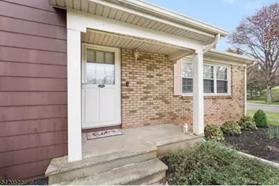 719 Brooklyn Ave, Raritan, NJ 08869 - Photo 4