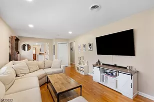 719 Brooklyn Ave, Raritan, NJ 08869 - Photo 8