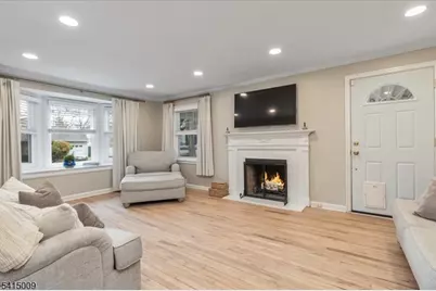 314 Carteret Ter, City Of Orange Twp., NJ 07050 - Photo 6