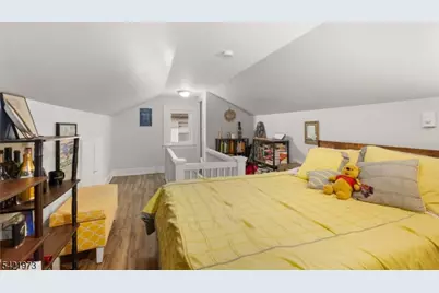 38 Hinsdale Pl, Newark, NJ 07104 - Photo 22