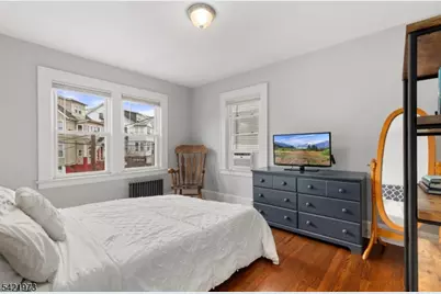 38 Hinsdale Pl, Newark, NJ 07104 - Photo 18