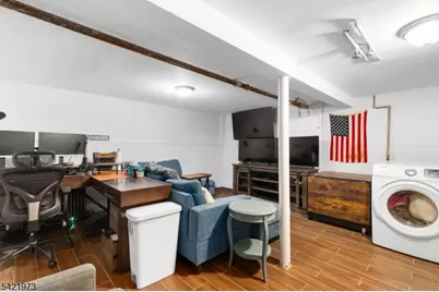 38 Hinsdale Pl, Newark, NJ 07104 - Photo 12