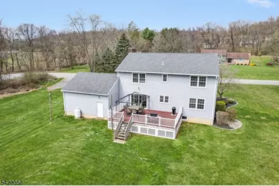 64 Country Club Ln, Harmony Township, NJ 08865 - Photo 34