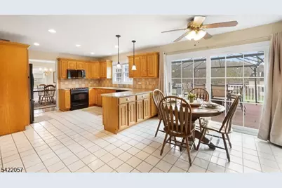 64 Country Club Ln, Harmony Township, NJ 08865 - Photo 10