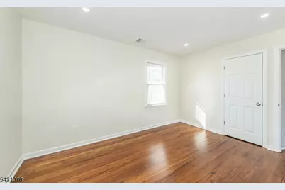 116 Franklin St #2, Bloomfield, NJ 07003 - Photo 8