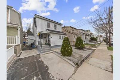 1046 E 26th St, Paterson, NJ 07513 - Photo 2