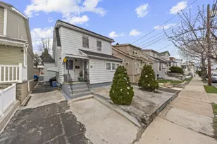 1046 E 26th St, Paterson, NJ 07513 - Photo 2