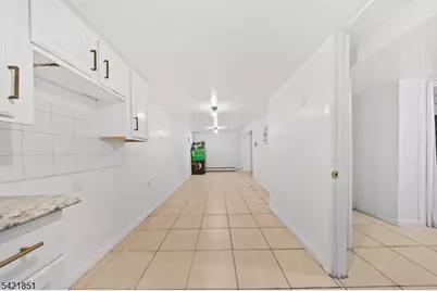 1046 E 26th St, Paterson, NJ 07513 - Photo 36