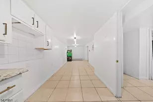 1046 E 26th St, Paterson, NJ 07513 - Photo 36