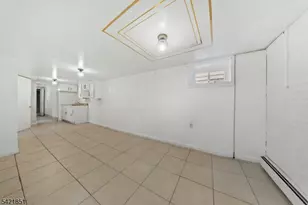 1046 E 26th St, Paterson, NJ 07513 - Photo 38