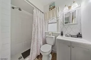 1046 E 26th St, Paterson, NJ 07513 - Photo 40