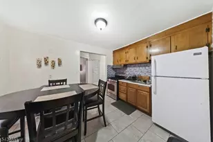 1046 E 26th St, Paterson, NJ 07513 - Photo 24