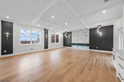 38 Pershing Pl, Woodland Park, NJ 07424 - Photo 10