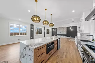 38 Pershing Pl, Woodland Park, NJ 07424 - Photo 12