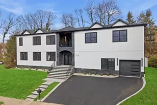 38 Pershing Pl, Woodland Park, NJ 07424 - Photo 2