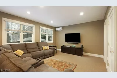 555 Shackamaxon Dr, Westfield, NJ 07090 - Photo 14