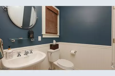 555 Shackamaxon Dr, Westfield, NJ 07090 - Photo 18