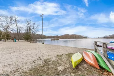20 Lake View Dr, Byram Township, NJ 07821 - Photo 36