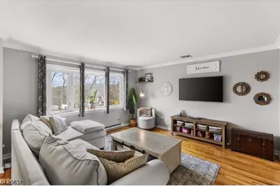 20 Lake View Dr, Byram Township, NJ 07821 - Photo 4