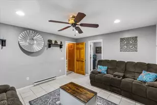 20 Lake View Dr, Byram Township, NJ 07821 - Photo 12