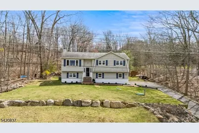 20 Lake View Dr, Byram Township, NJ 07821 - Photo 2