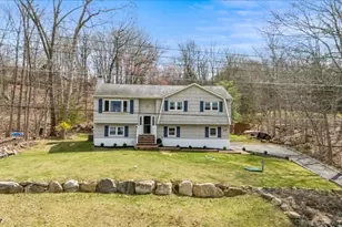 20 Lake View Dr, Byram Township, NJ 07821 - Photo 2