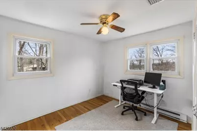 20 Lake View Dr, Byram Township, NJ 07821 - Photo 18