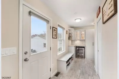 51 Mohawk Trl, Jefferson Township, NJ 07849 - Photo 16