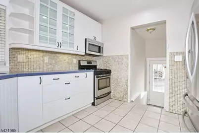 60 Ramapo Ave, Oakland, NJ 07436 - Photo 10