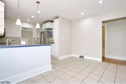 60 Ramapo Ave, Oakland, NJ 07436 - Photo 8