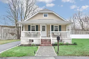 60 Ramapo Ave, Oakland, NJ 07436 - Photo 1