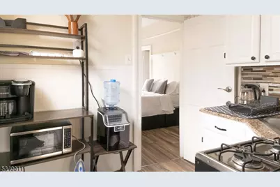 333 Forrest St, Jersey City, NJ 07304 - Photo 24