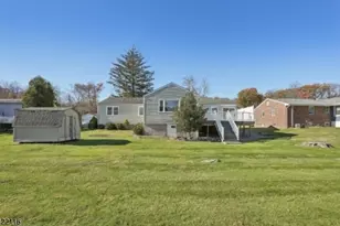 6 Arrow Dr, Livingston, NJ 07039 - Photo 14