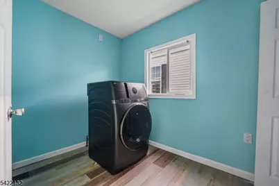 21 Helen, Moonachie, NJ 07074 - Photo 12