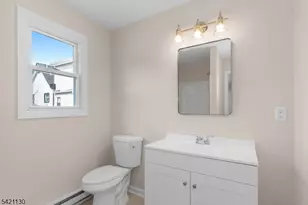 127 Main St, Bloomingdale, NJ 07403 - Photo 12