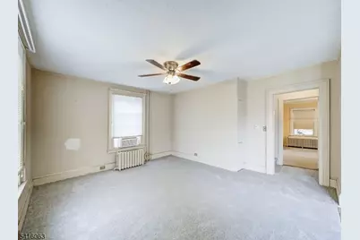 24 W Main St, Clinton, NJ 08809 - Photo 8