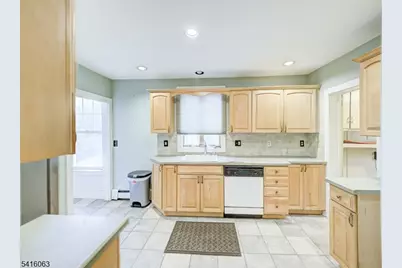 24 W Main St, Clinton, NJ 08809 - Photo 16