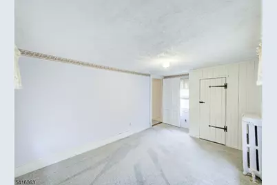 24 W Main St, Clinton, NJ 08809 - Photo 18